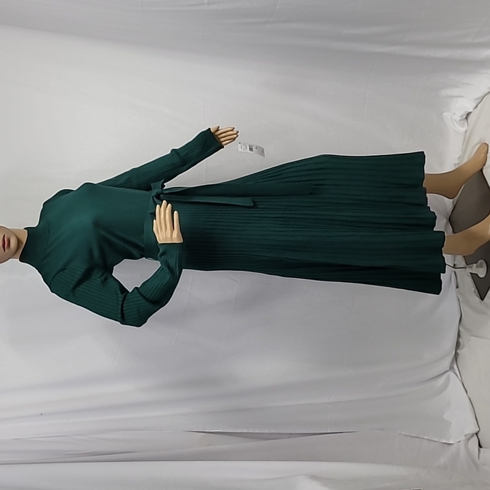 Studio One Petite Green Long Sleeve Sweater Midi Dress - Picture 9 of 12